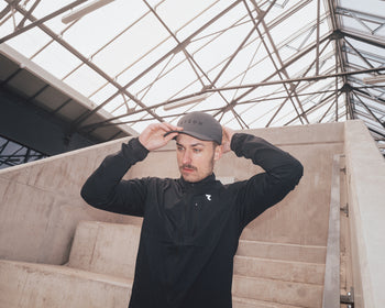 Lookbook Aura Seamless Tech Cap 9