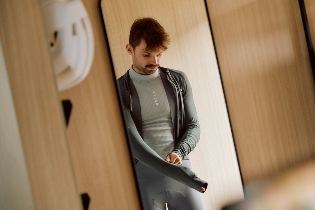 Blog post Our Best of Winter Essentials – Cycling & Running: How to prepare for winter