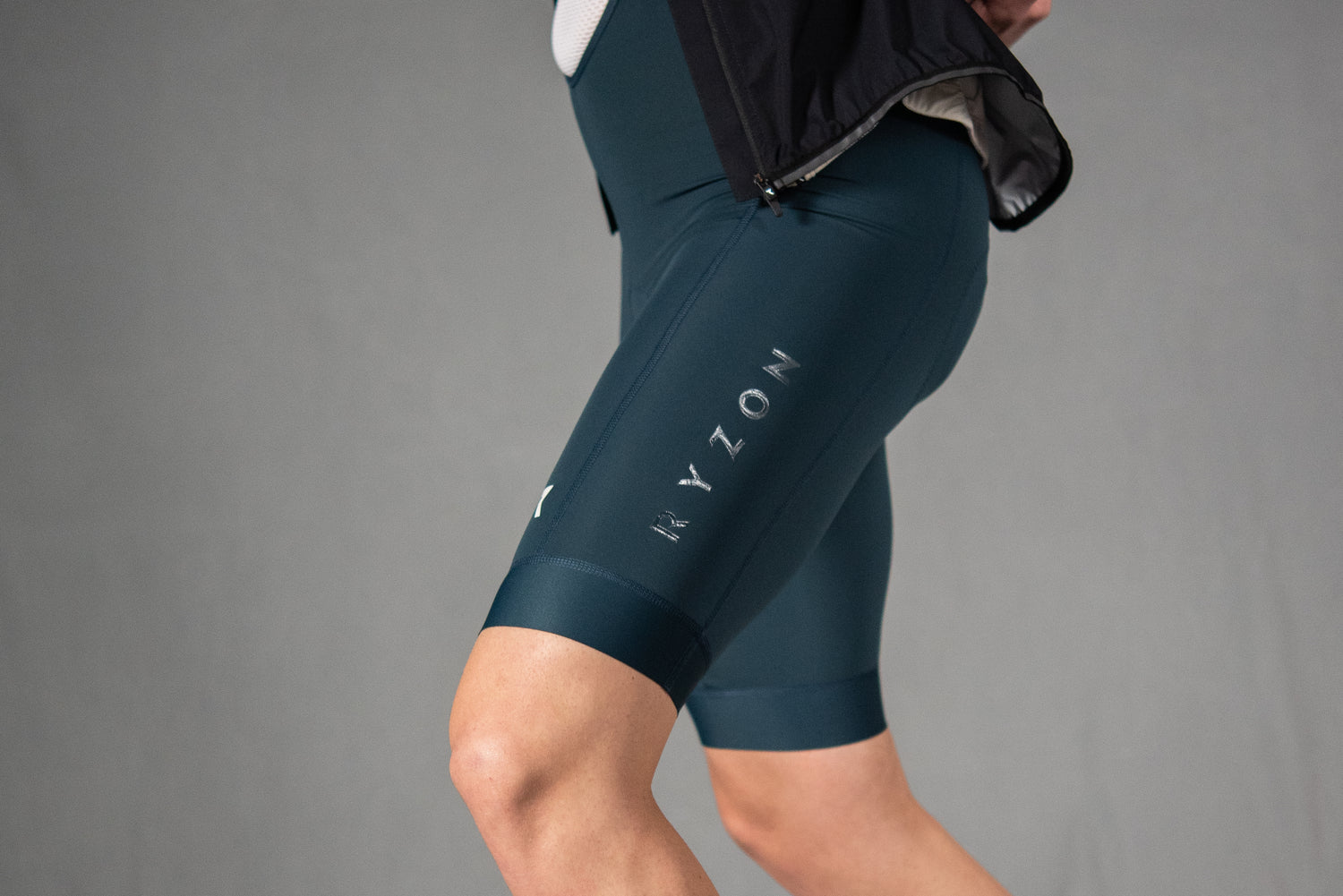 Road cycling shorts for men