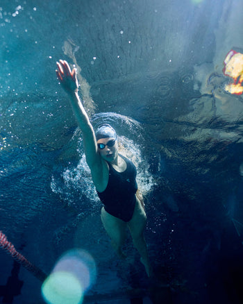 Lookbook Afire Swimsuit Women 5