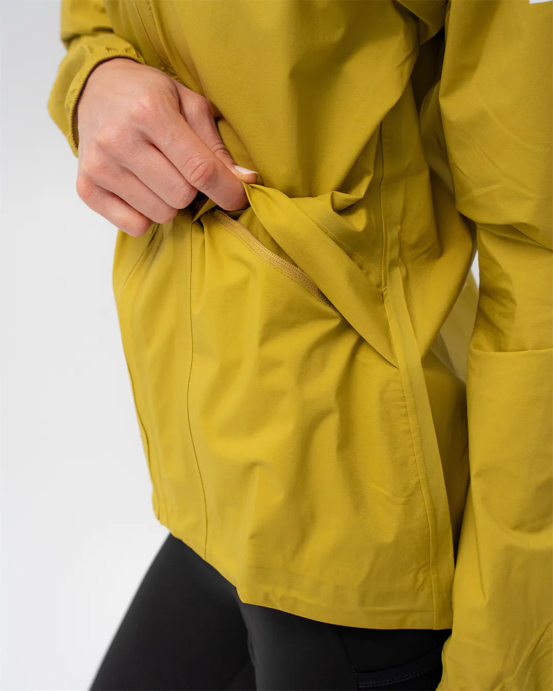Phantom Athletic Rain Jacket Women