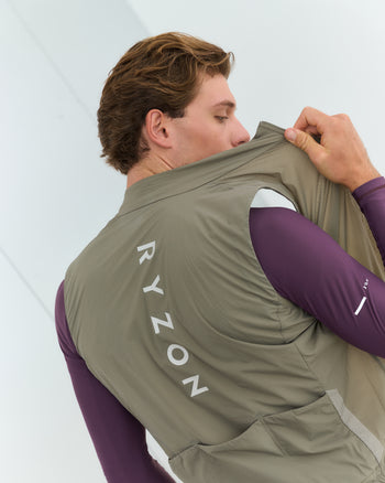 Lookbook Signature Cycling Insulated Gilet Men 12