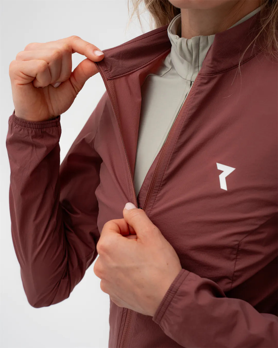 Signature Cycling Wind Jacket Women
