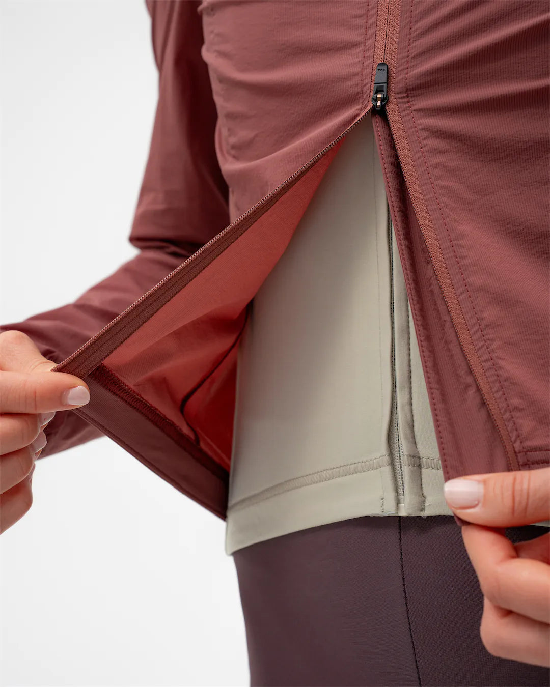 Signature Cycling Wind Jacket Women