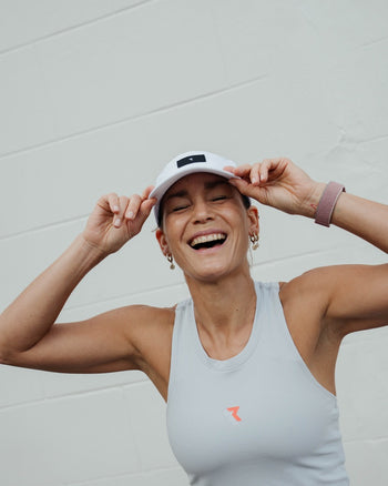 Lookbook Aura Performance Light Cap 10