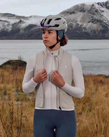 Lookbook Signature Cycling Insulated Gilet Women 34