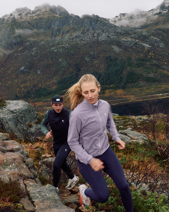 Lookbook Spectra Running Softshell Jacket Women 11