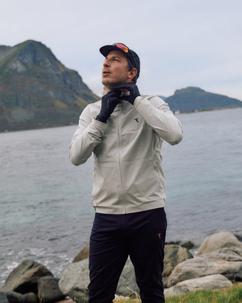 Lookbook Sonic Running Thermal Jacket Men 16