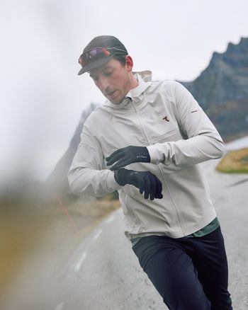 Lookbook Sonic Running Thermal Jacket Men 26