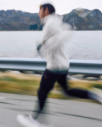 Lookbook Sonic Running Thermal Jacket Men 25