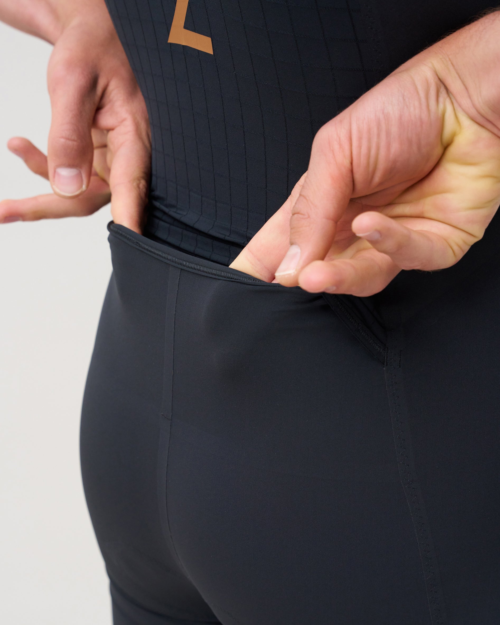 Verge Triathlon Graphene Suit Men - RYZON